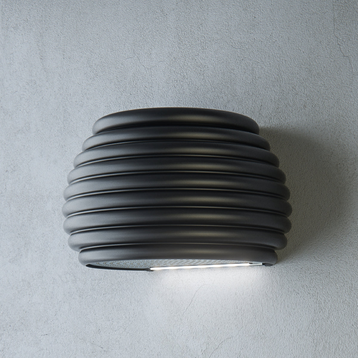 Witt Beehive Vegg Matt Sort-2 Vegghengt hette Matt Sort