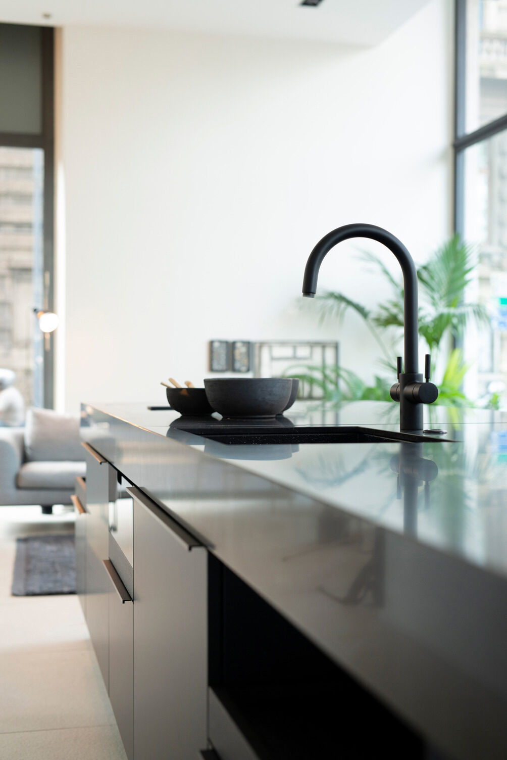 Insinkerator 3N1 Tap - J Shape Tap Black