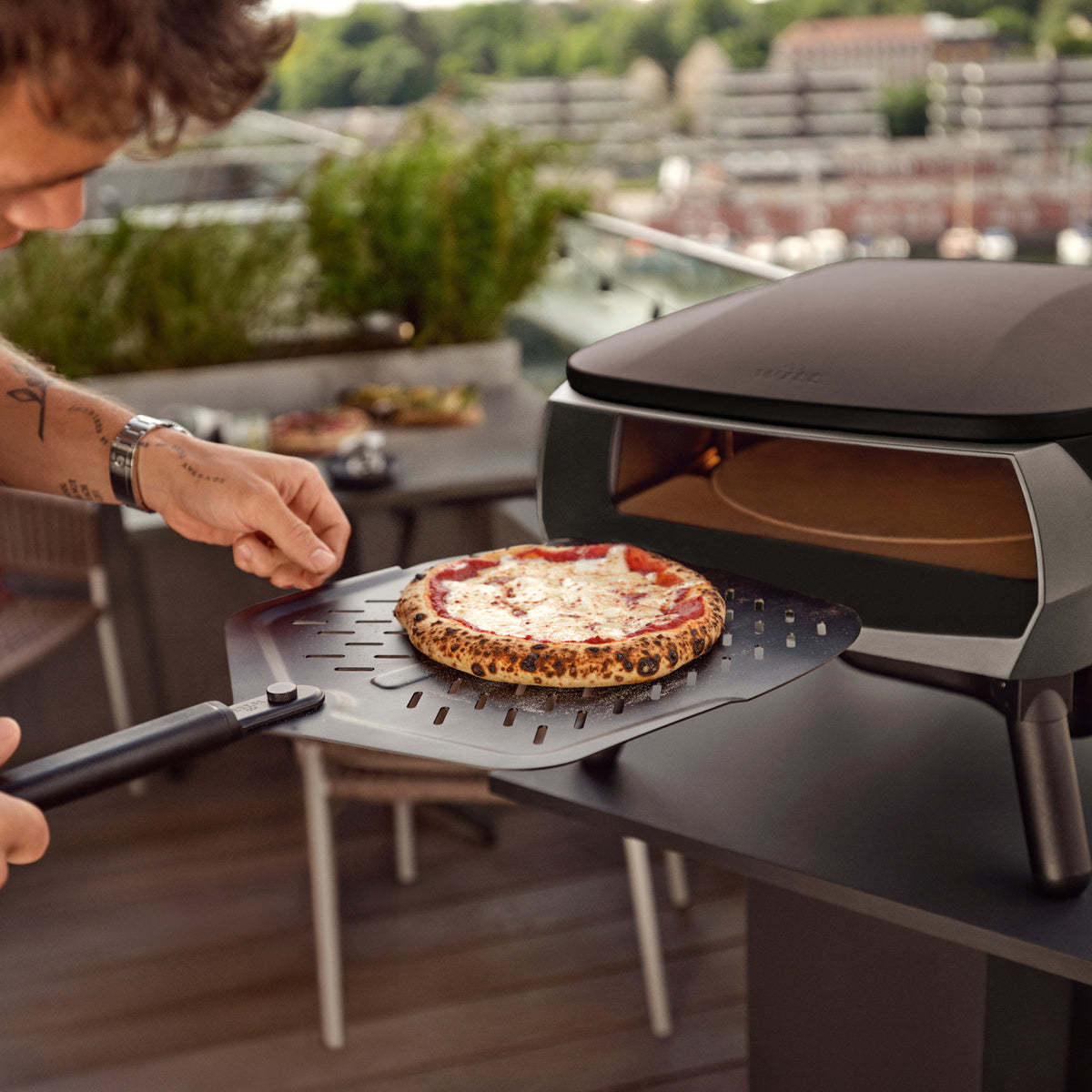 Witt PICCOLO Rotante 13" mattsvart EU pizzaugn