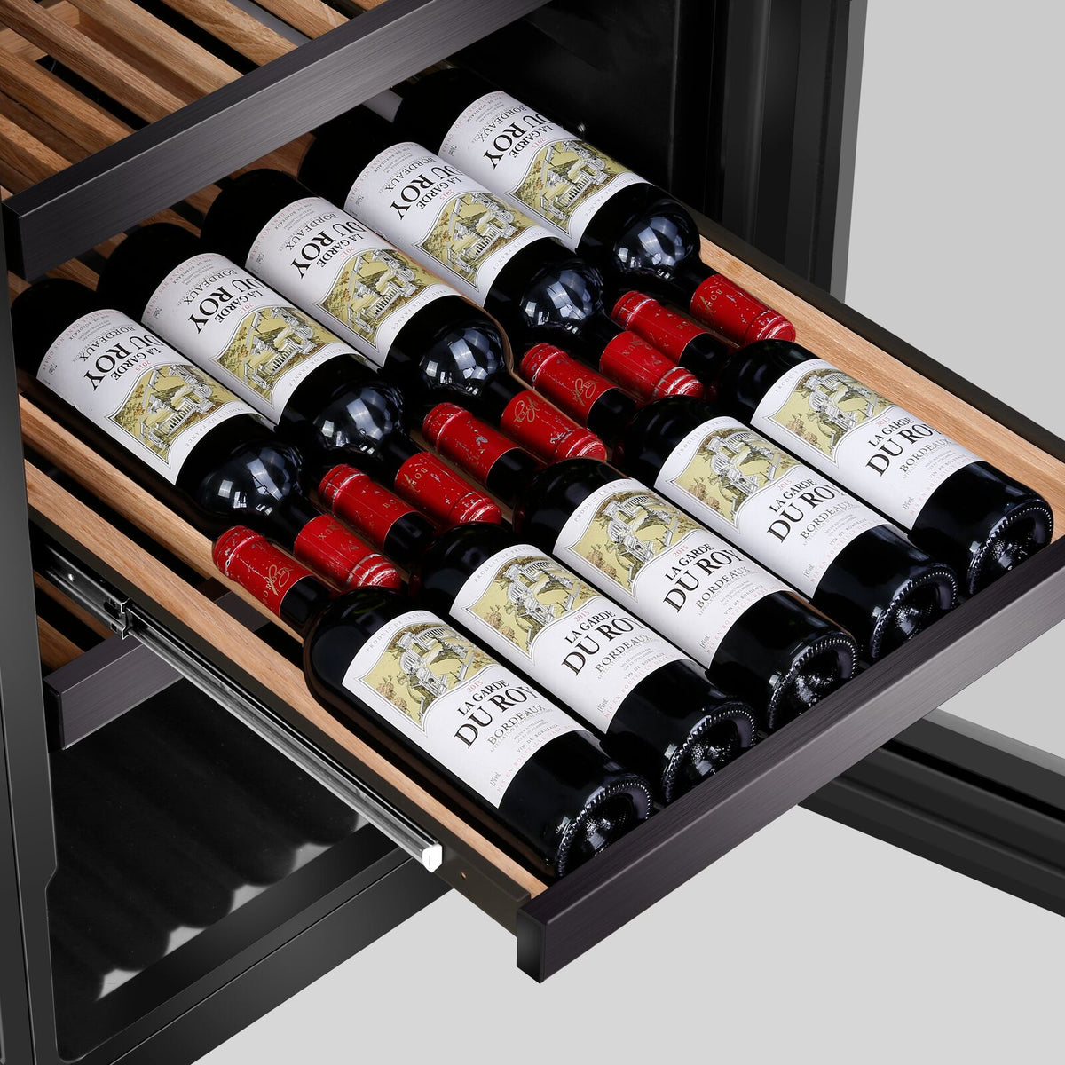 Witt WCF190B219E2 Fristående vin Svart