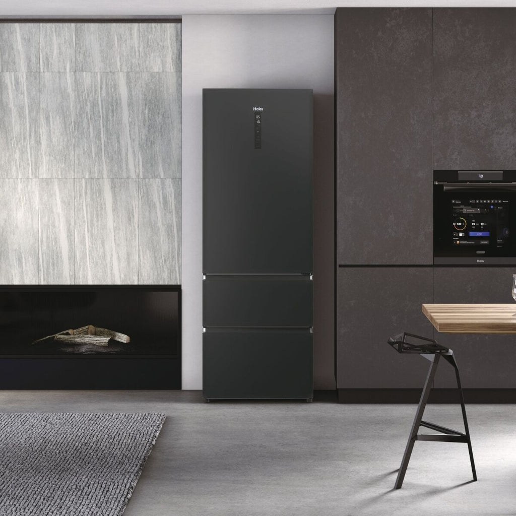 Haier HTW7720ENPT Kjøleskap-fryser Svart