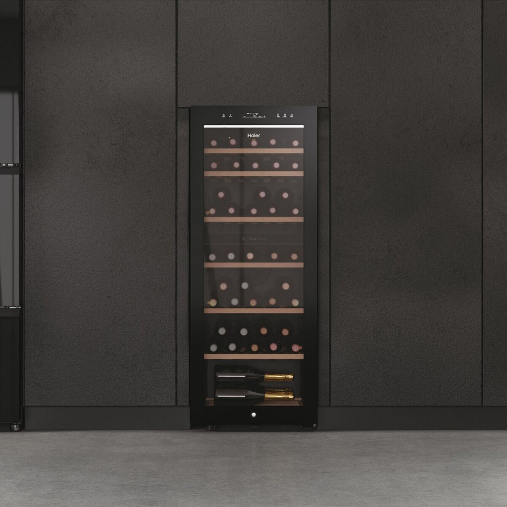 Haier HWS77GDAU1 Fristående vinkyl Svart