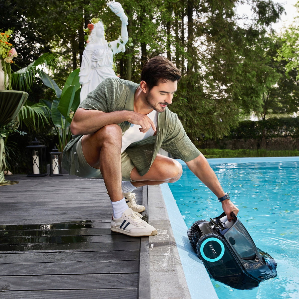 Aiper Scuba X1 Pro MAX trådløs bassengrenser Svart