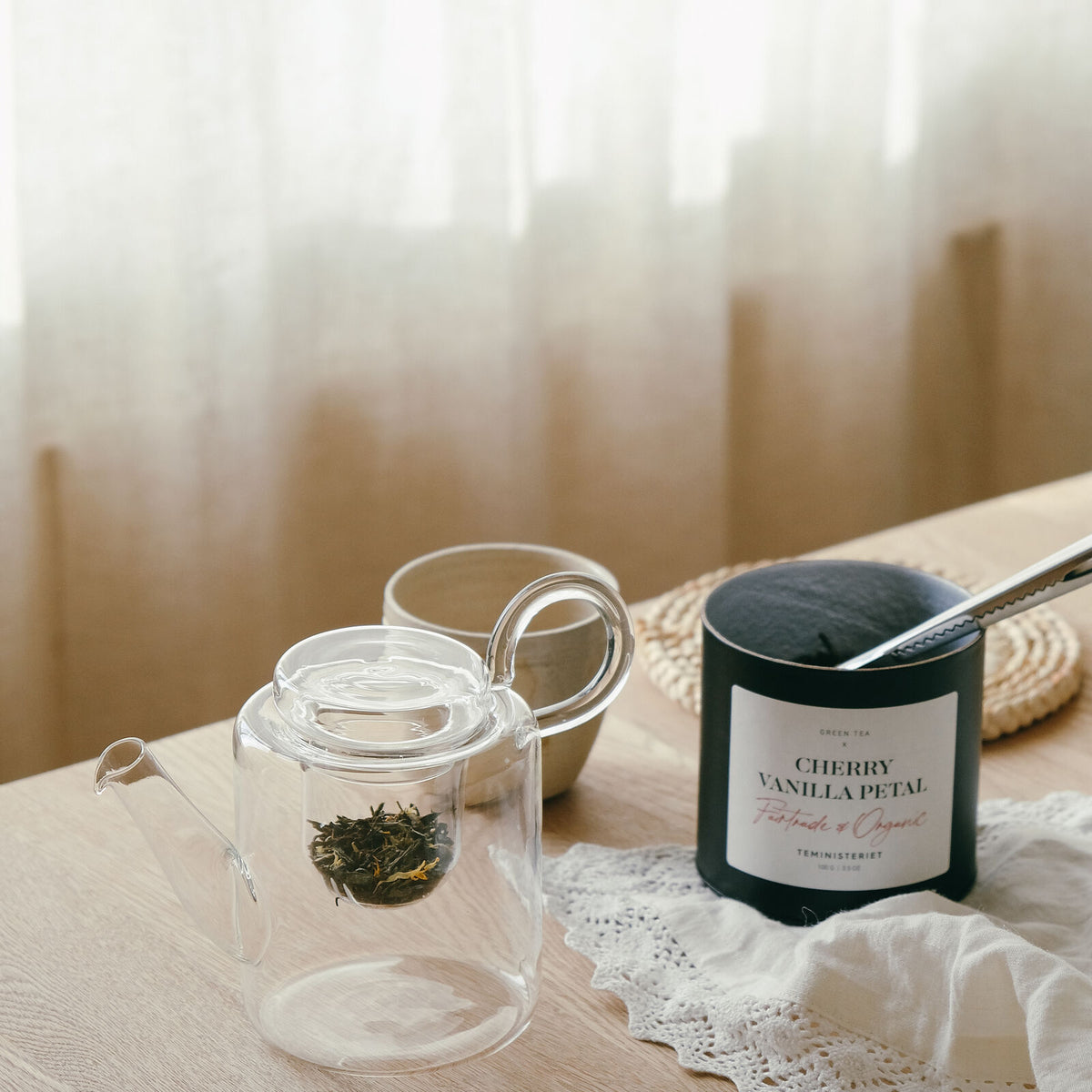 Teministeriet Fairtrade Cherry Vanilla Petal Organic Tea