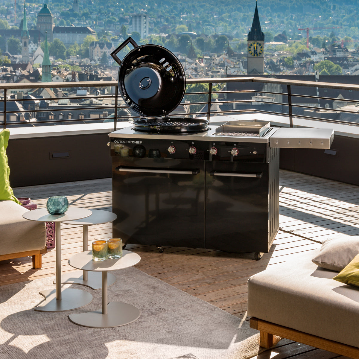 Outdoorchef Lugano 570 G Evo II 30mbar Kaasugrilli Musta