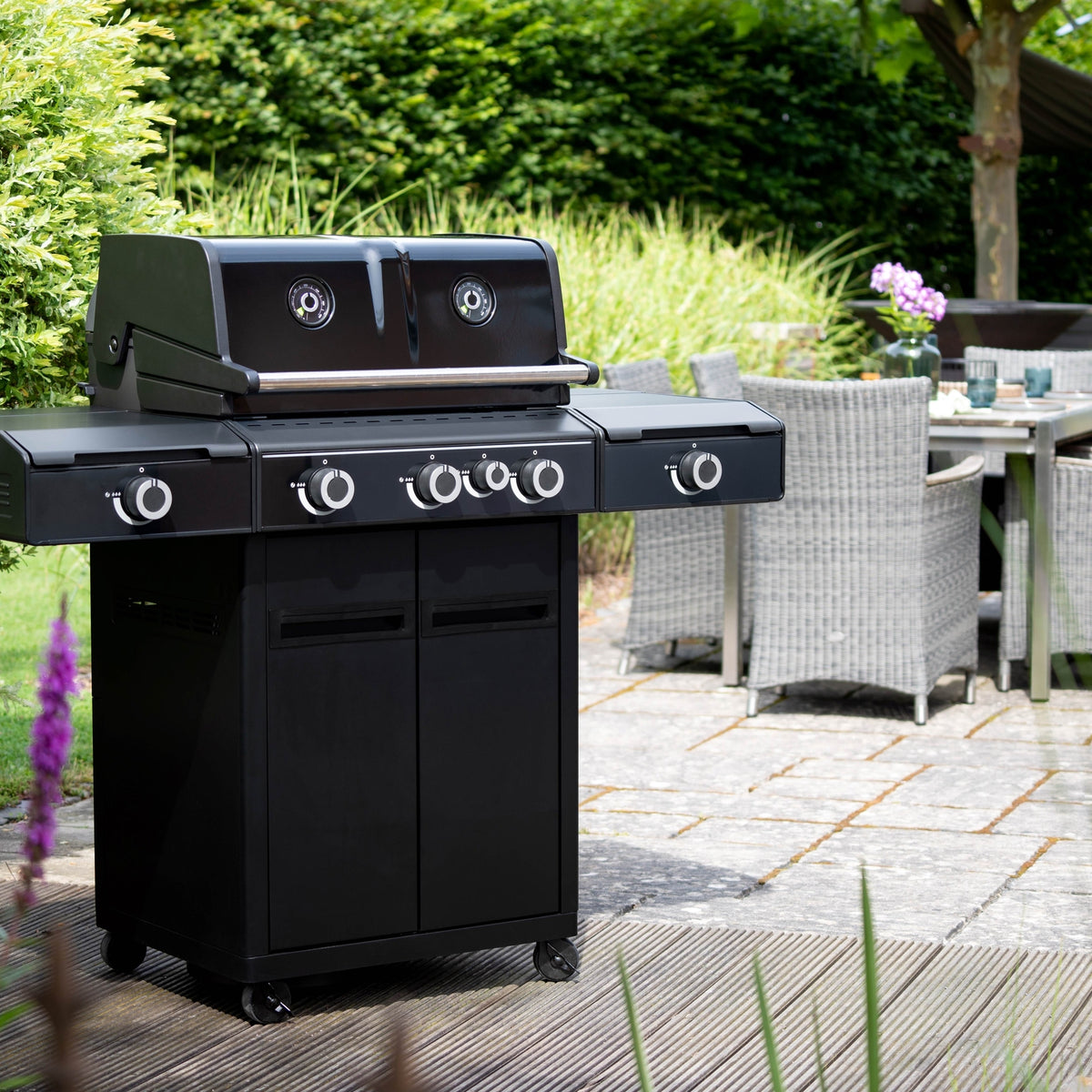 Outdoorchef BBQ-asema Heat X-345 30 mbar Kaasugrilli Musta