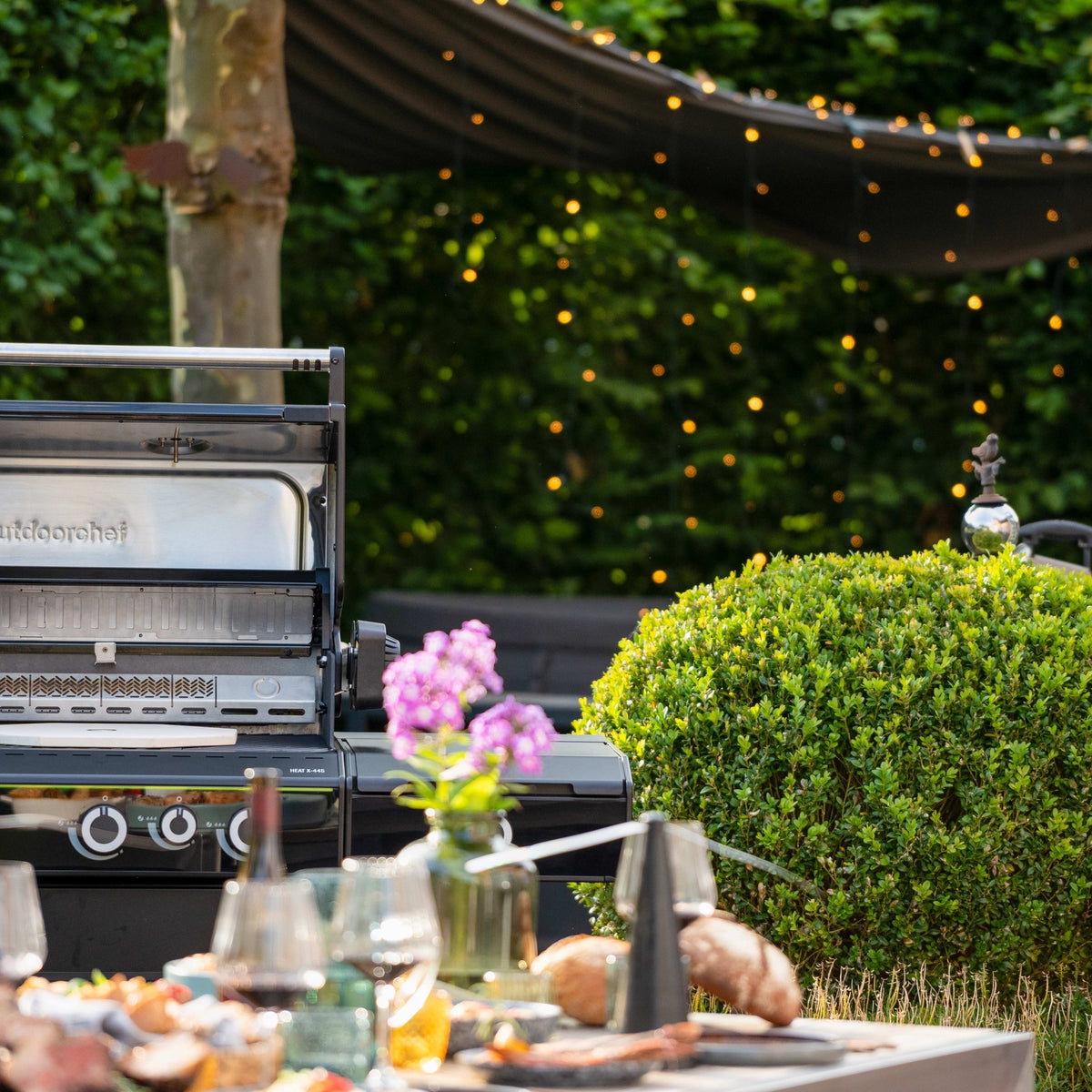 Outdoorchef BBQ-stasjon Heat X-445 30mbar Gassgrill Svart