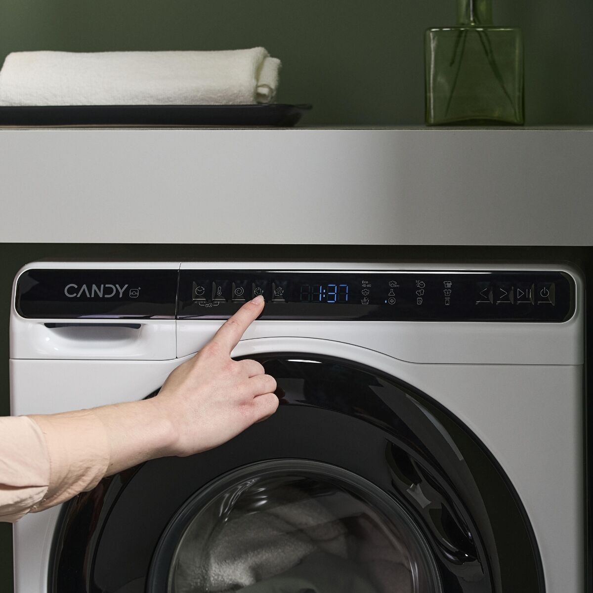 Candy CW50-BP12307U1-S Tvättmaskin Vit