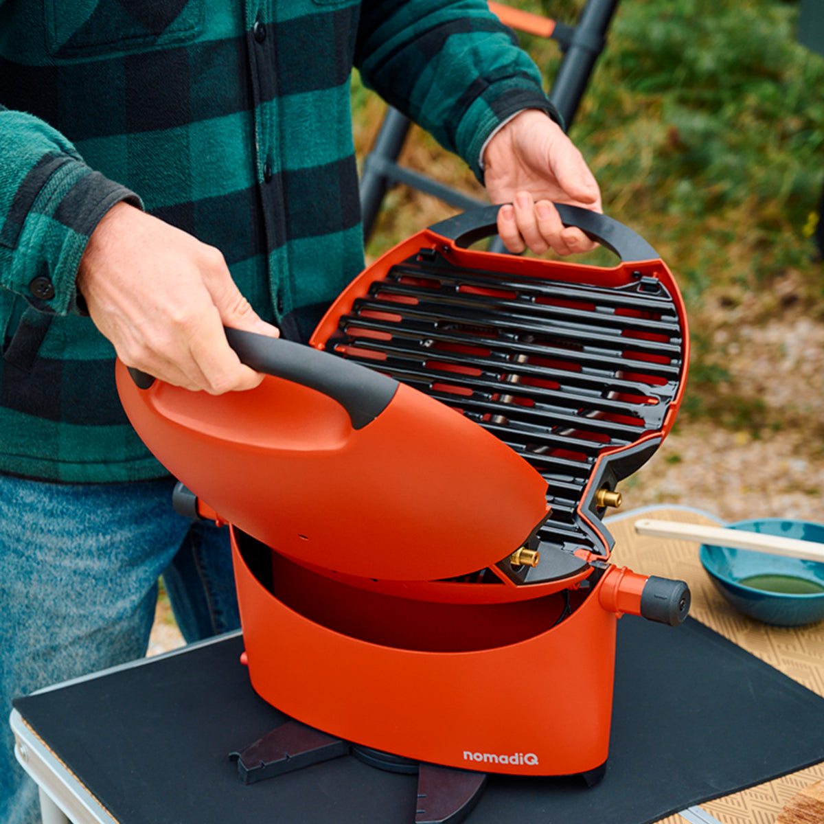 NomadiQ Portabel Gasolgrill 3.0 Terra Röd
