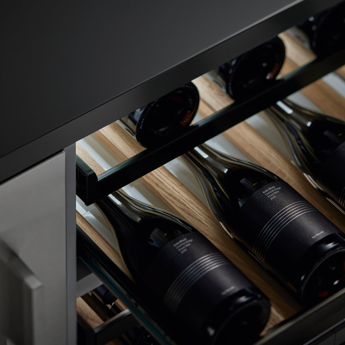 Fisher & Paykel RS6009V2R1 Undercounter Wine Integrated