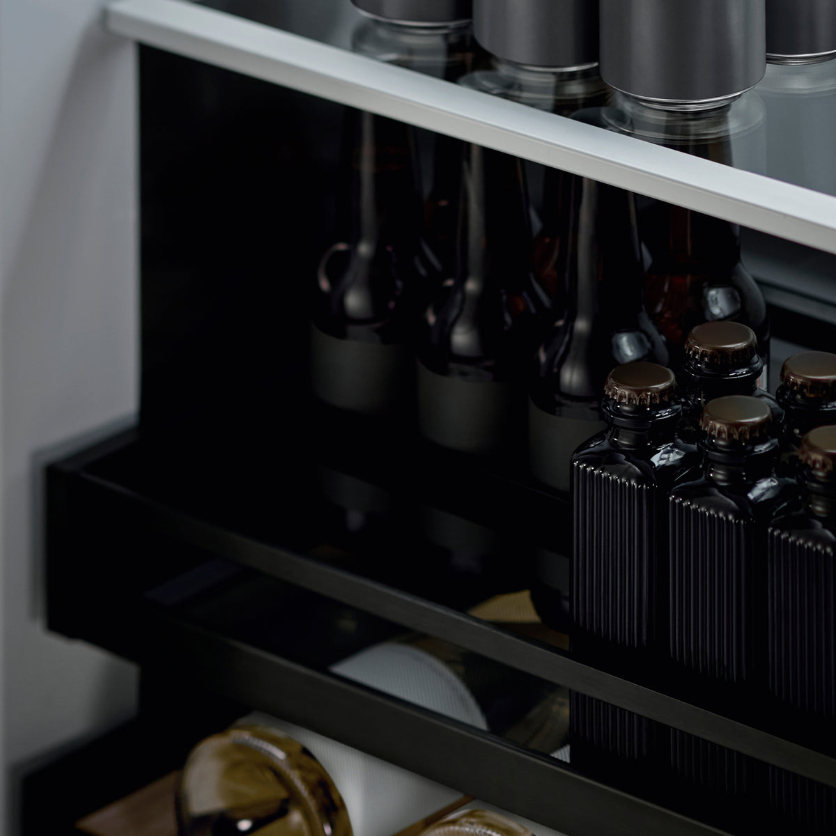 Fisher & Paykel RS6009SBL1 Undercounter Wine Integrated